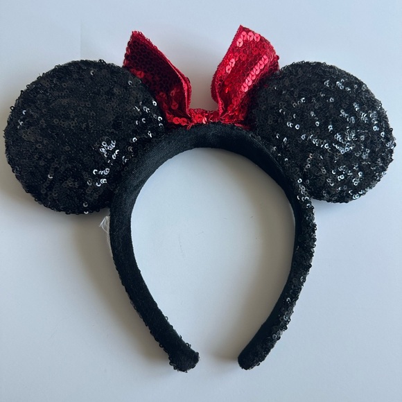 Disney Minnie Mouse Classic Sequin Red Bow Black Color Ear Headband - Picture 2 of 6